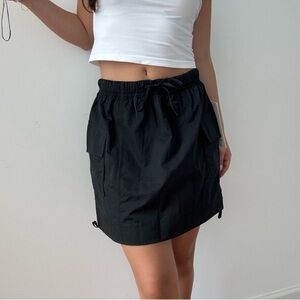 Lululemon Nylon Cargo Mini Skirt Black Size Small NWT